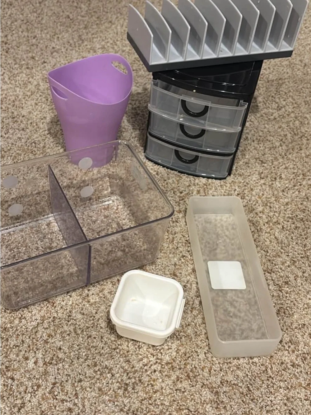 Lot of storage containers EUC